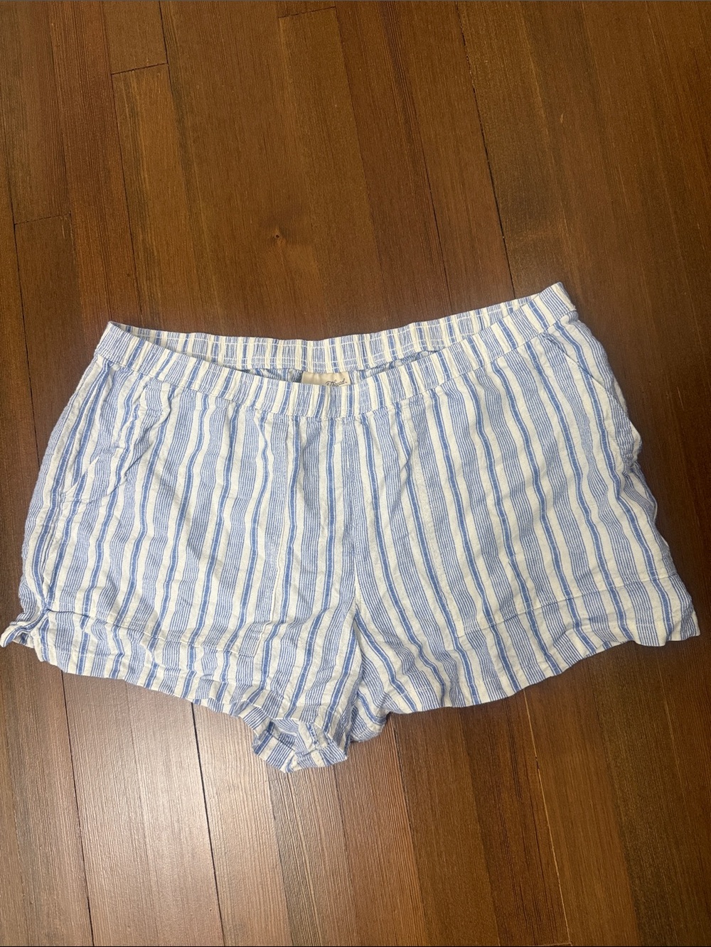 Mid-Rise Linen Striped Pull-On Shorts - white/ blue